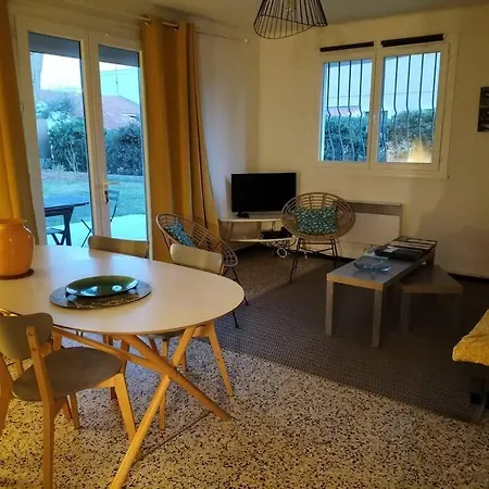 Rc De - 280 m De La Mer - Grand Jardin Appartamento Hyères